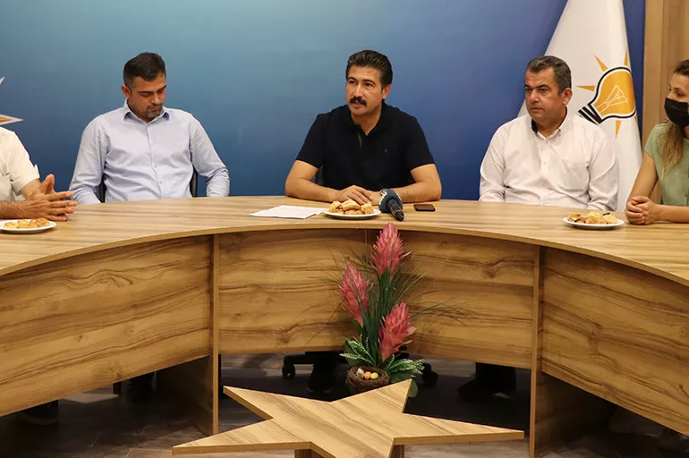 Özkan'dan İYİ Parti'ye: Beyannamelerinin hiçbir yerinde ne 15 Temmuz ne de FETÖ ile mücadele geçiyor