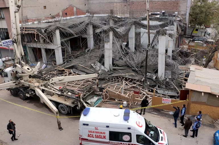 Ankara'da inşatta göçük! 3 işçi yaralandı