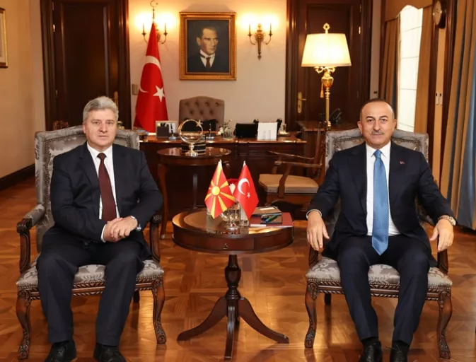 Bakan Çavuşoğlu Kuzey Makedonya eski Cumhurbaşkanı ile görüştü!