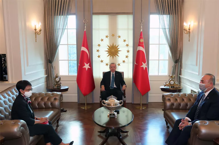 Cumhurbaşkanı Erdoğan, Endonezya Dışişleri Bakanı Marsudi'yi Çankaya'da kabul etti