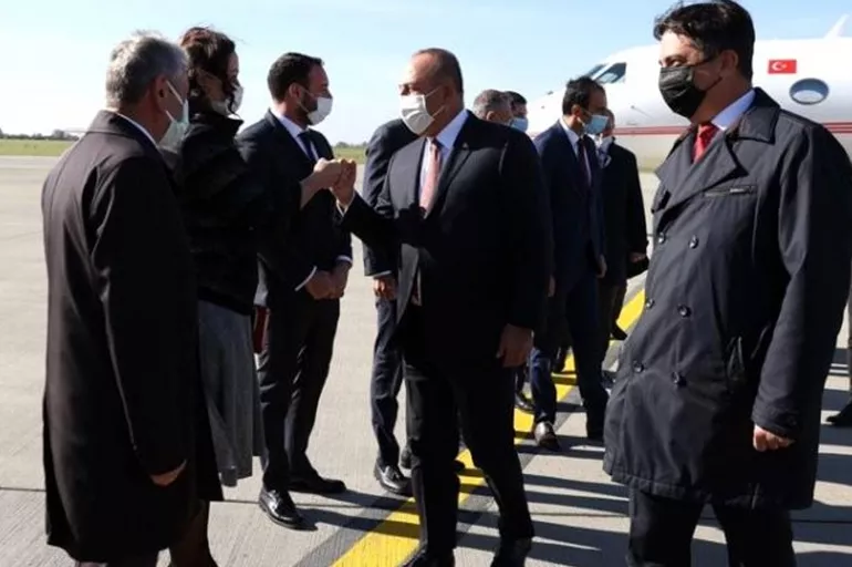 Dışişleri Bakanı Çavuşoğlu'ndan Ukraynalı mevkiidaşına diplomatik ziyaret
