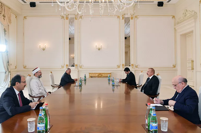 Diyanet İşleri Başkanı Erbaş-Aliyev görüşmesi