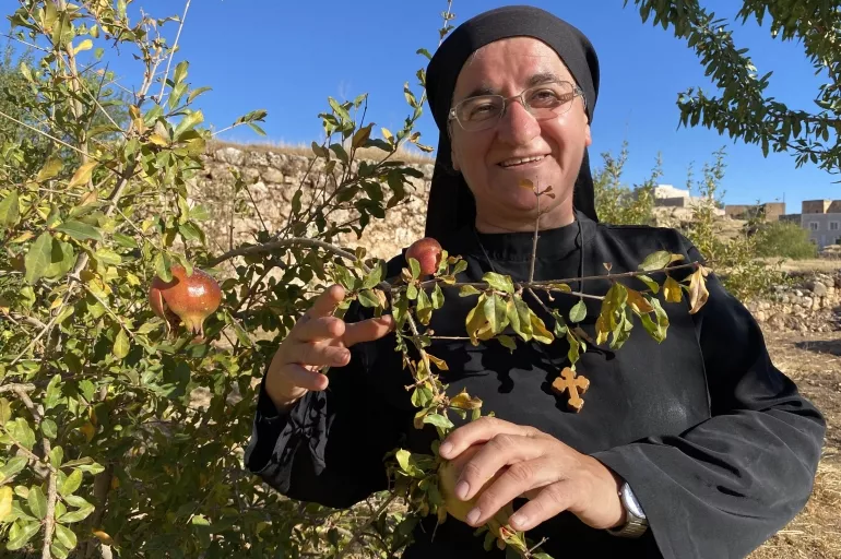 Dünyaca ünlü Midyatlı rahibe, 36 yıl sonra köyüne döndü
