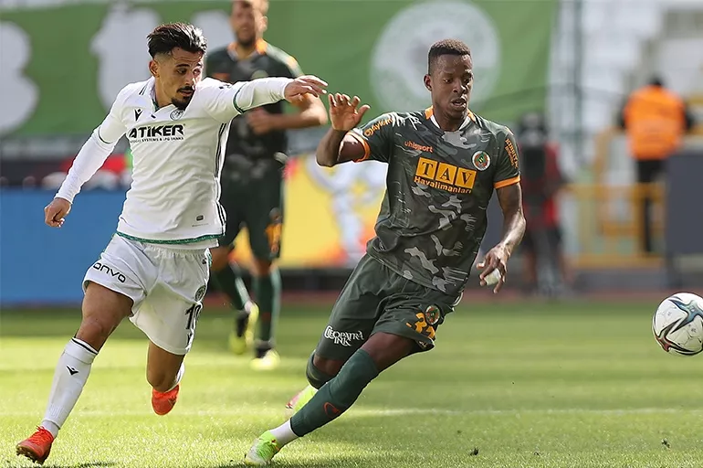 Konya'da ilginç gol! Nijeryalı futbolcu şoka girdi