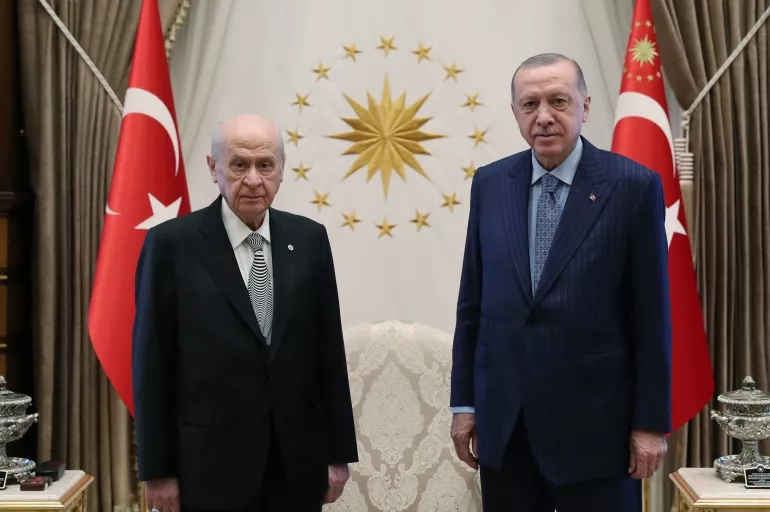 Son dakika: Cumhurbaşkanı Erdoğan, MHP lideri Bahçeli ile görüştü