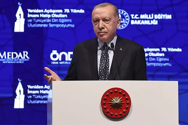Son dakika: Cumhurbaşkanı Erdoğan'dan önemli mesajlar