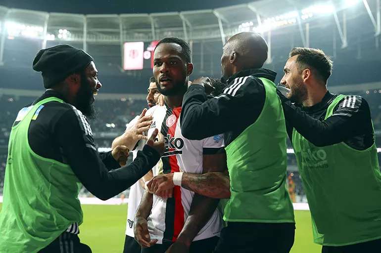 Alanyaspor-Beşiktaş 11’leri açıklandı! Sergen Yalçın’dan yıldız oyuncuya çizik
