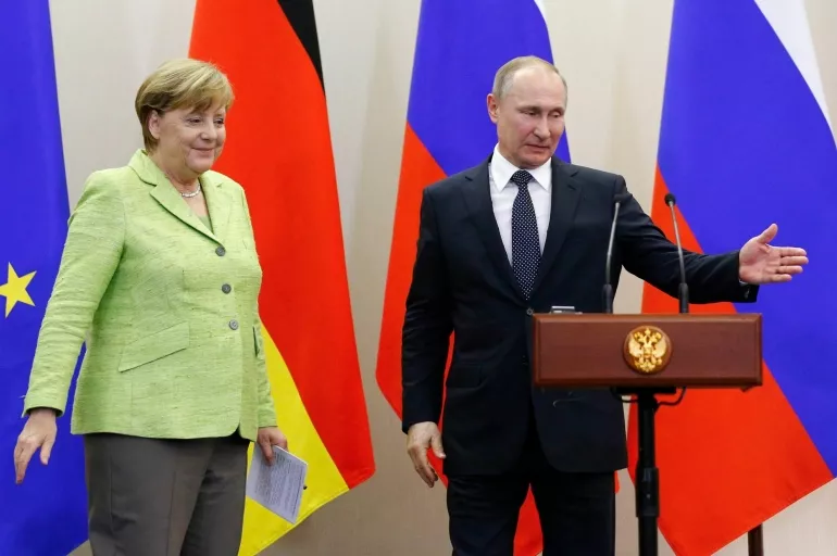 Almanya Başbakanı Merkel'den Putin'e 'Belarus' çağrısı
