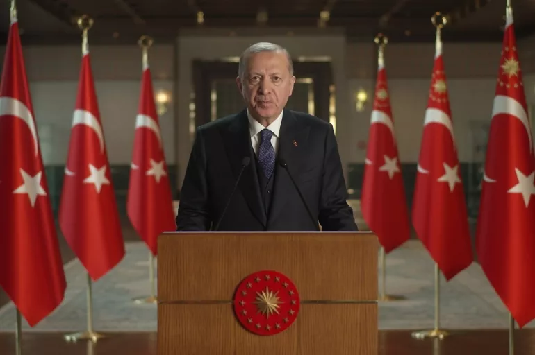 Cumhurbaşkanı Erdoğan: Maarif Vakfı, eğitimde fırsat eşitliği temininde önemli rol oynuyor