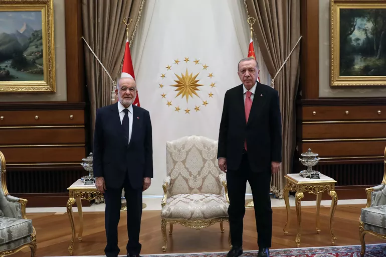 Cumhurbaşkanı Erdoğan Temel Karamollaoğlu görüşmesi hakkında ilk yorum: Dostane bir görüşme oldu