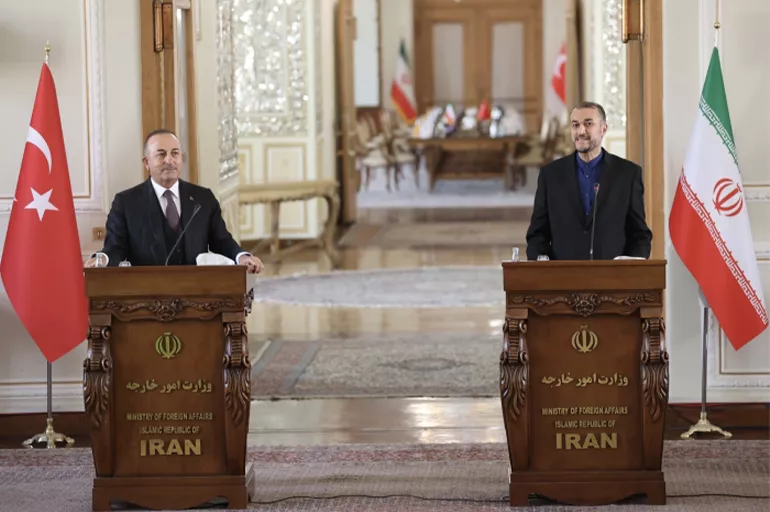 Dışişleri Bakanı Mevlüt Çavuşoğlu İranlı mevkidaşı ile basın toplantısında konuştu
