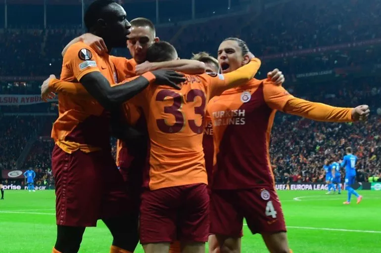 Fatih Terim'den sürpriz kadro! Yeni Malatyaspor Galatasaray maçı 11'leri belli oldu