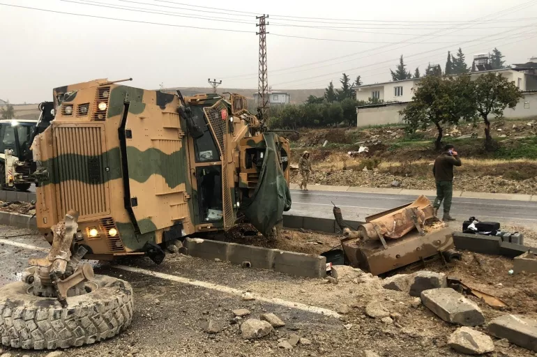 Hatay'da askeri araç devrildi! 3 asker yaralandı