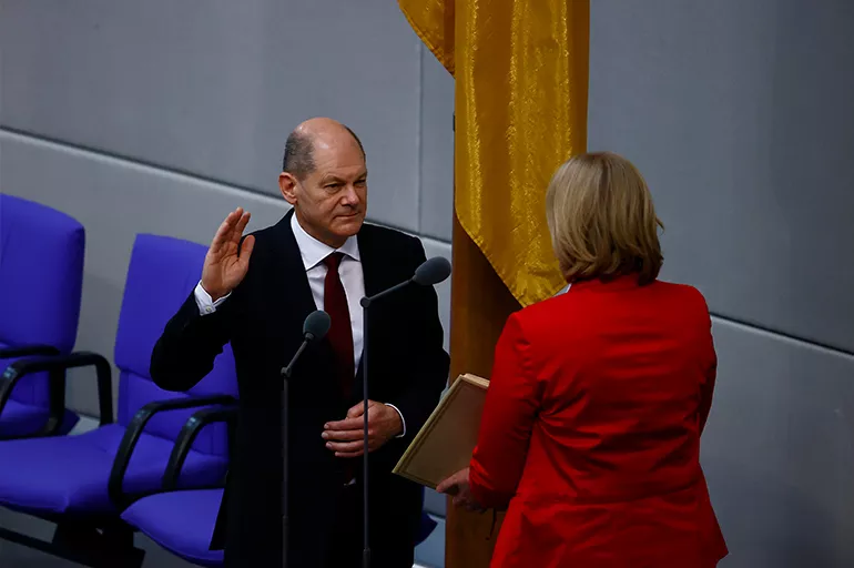 Almanya'nın yeni Başbakanı Olaf Scholz kimdir? Türkiye'ye nasıl bakıyor?