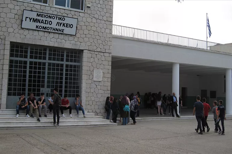 Batı Trakya'da Türk okulları kapatılıyor