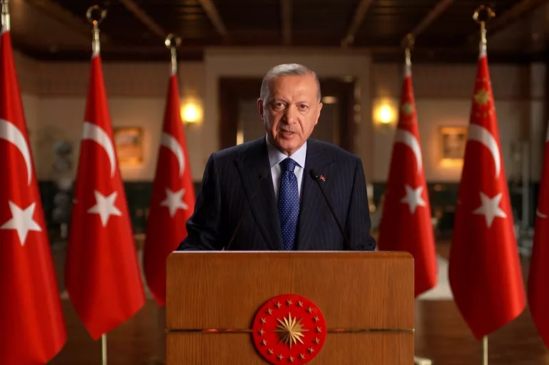 Cumhurbaşkanı Erdoğan: Kadınlarımız haklarını kullanmaya AK Parti ile başlamıştır