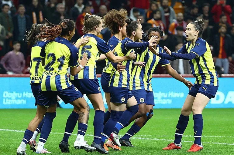 Fenerbahçe’den Galatasaray’a tarihi fark