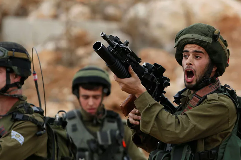 İşgal askerleri Batı Şeria'da bir Filistinliyi vurarak öldürdü