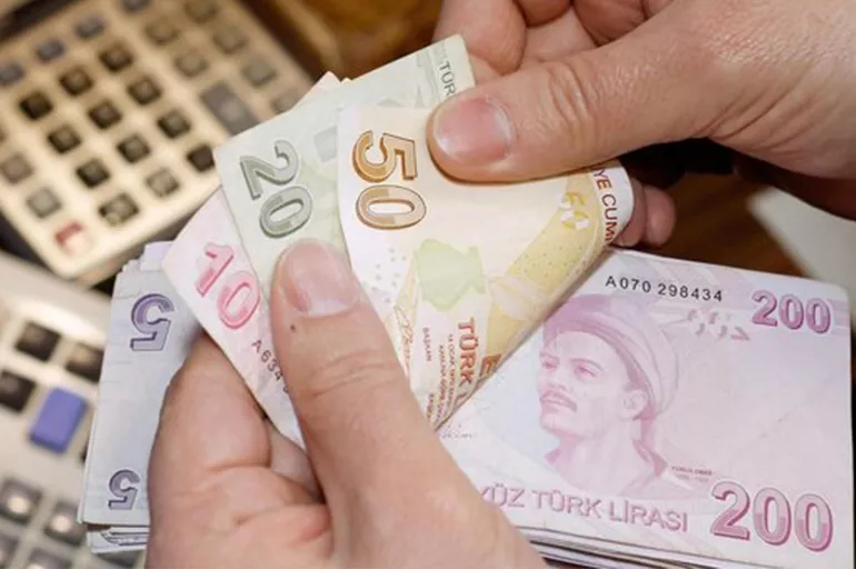 Türk-İş asgari ücretin açıklanacağı tarihi duyurdu! Zirve yapacak