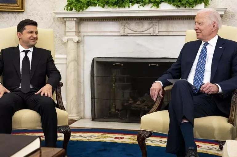 Joe Biden Ukrayna'ya işgal durumunda destek olacaklarına dair söz verdi