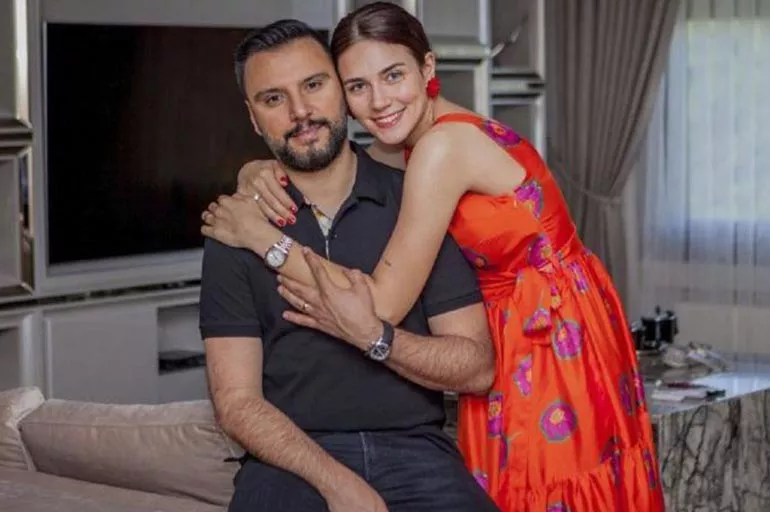 Alişan'ın eşi Buse Varol imaj değiştirdi, sosyal medya yıkıldı! 'Eski haline geri dön'