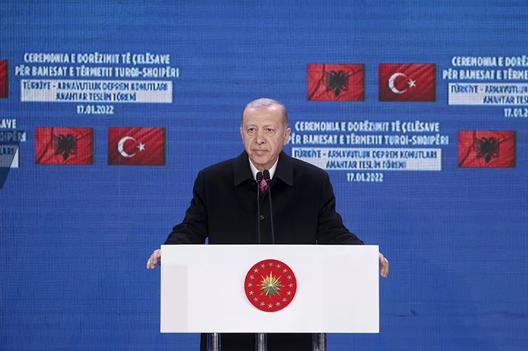 Cumhurbaşkanı Erdoğan'dan Balkanlara damga vuran konuşma! Dünyaya seslendi