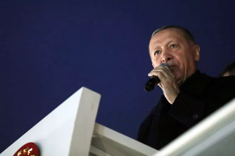 Erdoğan: Kazanımlarımızı yok etme çabalarına seyirci kalmayacağız