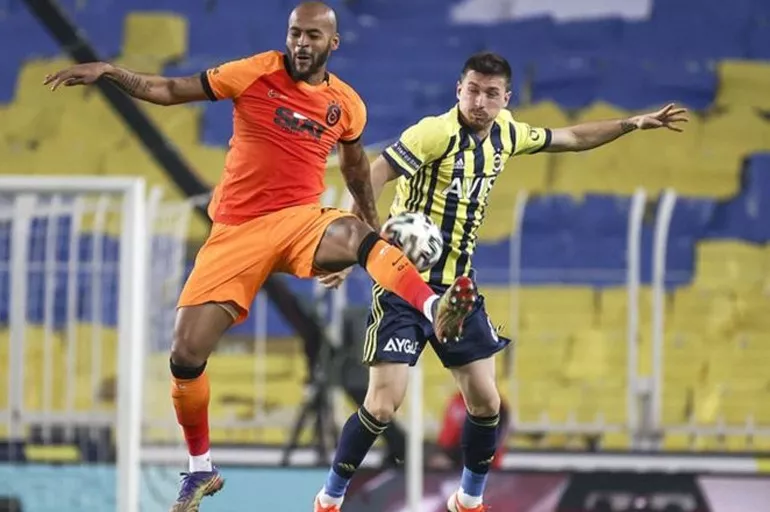 Fenerbahçe - Altay maçının ilk 11'leri