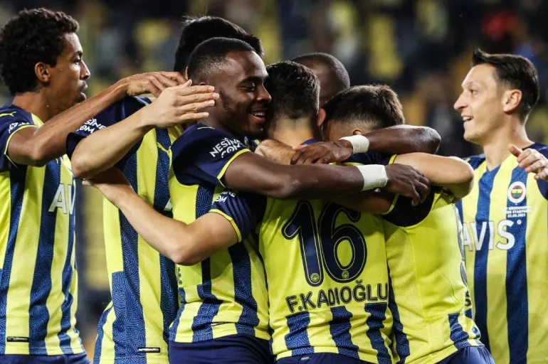 Fenerbahçe Sivas’ta fırsat tepti