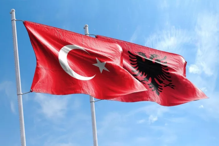 İletişim Başkanlığı Arnavutluk'ta 'Türkiye-Arnavutluk İlişkileri Paneli' düzenleyecek