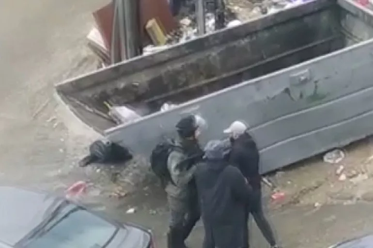 İşgalci İsrail yardım görevlilerine de saldırıyor! Her gün yeni bir baskın