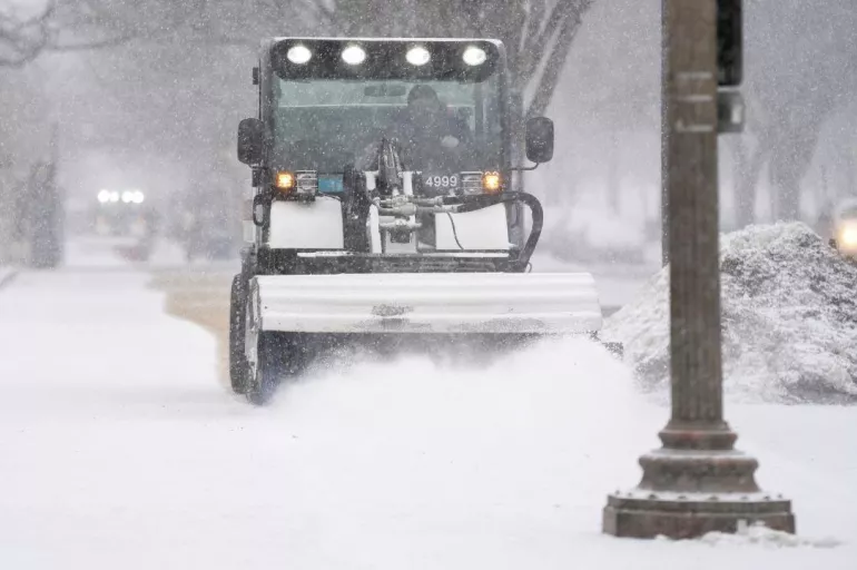 Kar fırtınası ABD'yi vurdu! Eyaletlerde acil durum ilan edildi!