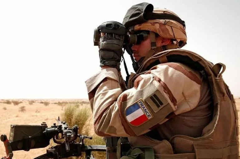 Mali'de askeri üsse saldırı! Bir Fransız askeri öldü