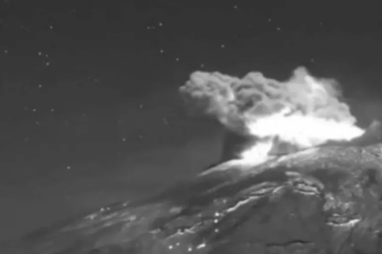 Popocatepetl Yanardağı 24 saat içinde ikinci kez patladı