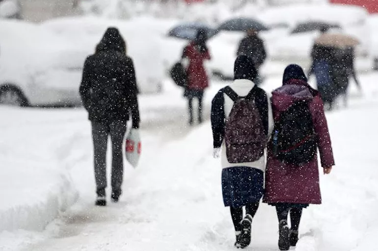 Son dakika: Eğitime kar engeli! 3 ilde okullar tatil edildi