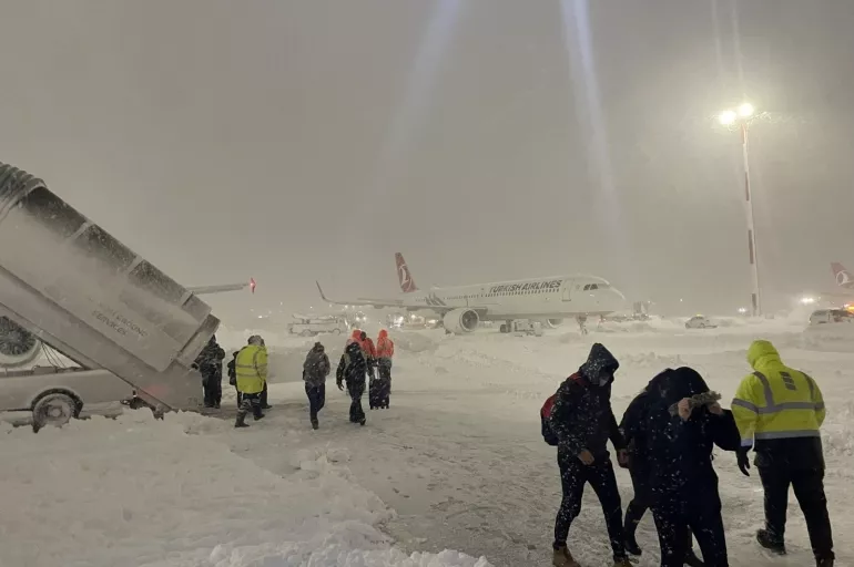 THY'den son dakika İstanbul Havalimanı kararı! Uçuşlar durduruldu