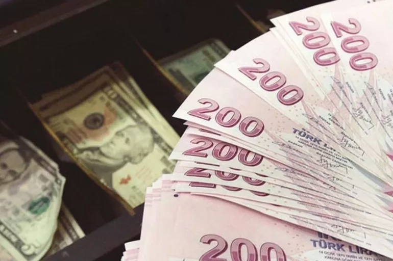 Yeni oyun peşindeler! Uğur Gürses'ten Türkiye'yi ayağa kaldıran dolar açıklaması: TL'si olan kaybedecek