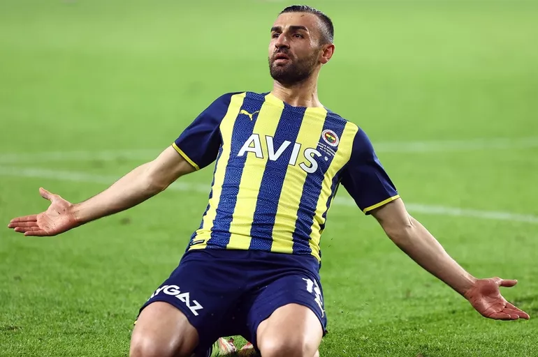 Fenerbahçe'ye Serdar Dursun müjdesi!