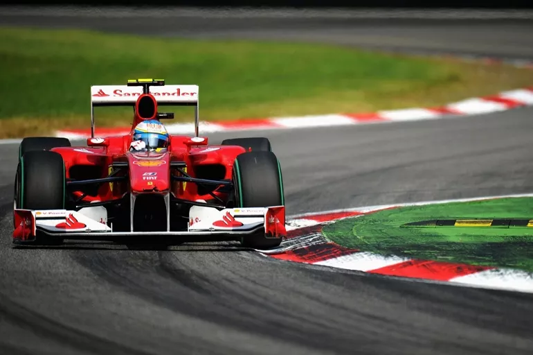 Formula 1 Rusya Grand Prix'si iptal edildi