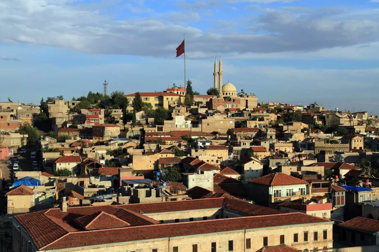 Gaziantep'in Gazi unvanı 101'inci yılında düzenlenen törenle kutlandı