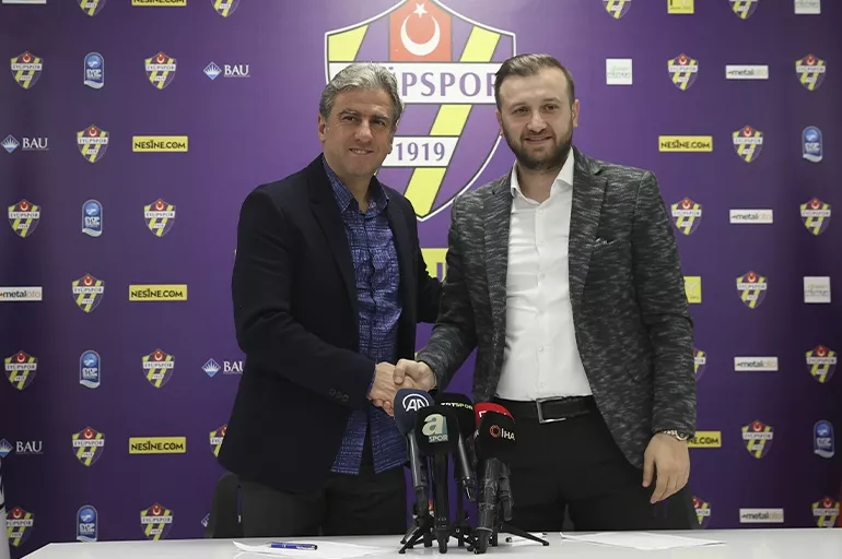 Hamza Hamzaoğlu TFF 1.Lig ekibine imza attı