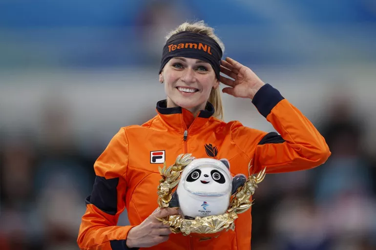 Hollandalı sporcu olimpiyat rekoru kırdı! Pekin'de yer yerinden oynadı