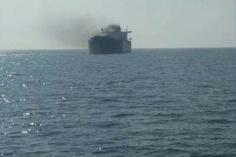 Son dakika! Rus savaş gemisi Moldova gemisini vurdu