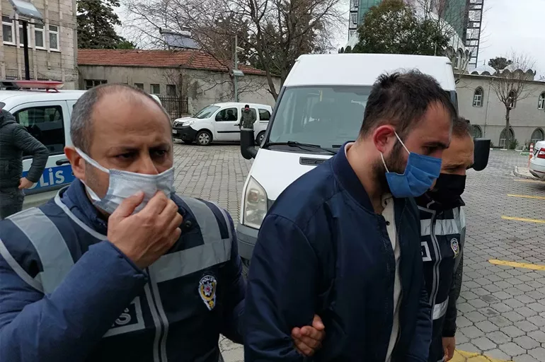 Son dakika: Samsun'da Atatürk Anıtı'na saldıran iki kişi tutuklandı