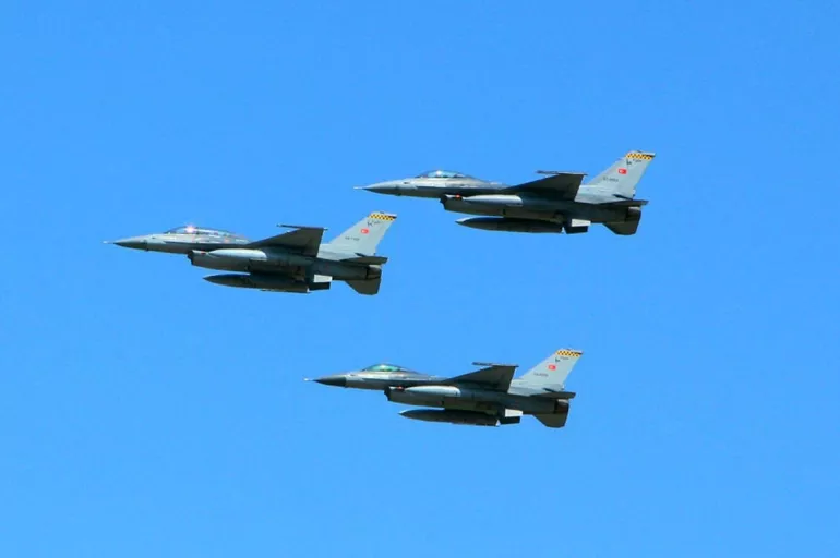 Son dakika: Türk F-16'ları Yunanistan'a girecek! Türkiye Cumhuriyeti'nden tarihi karar