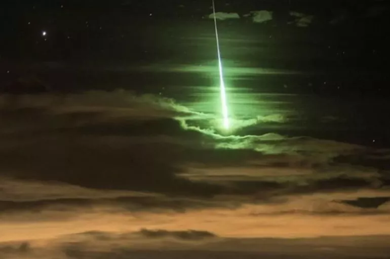 Ülkeyi ayağa kaldıran meteor görüntüsü için Türkiye Uzay Ajansı'ndan son dakika açıklaması yapıldı