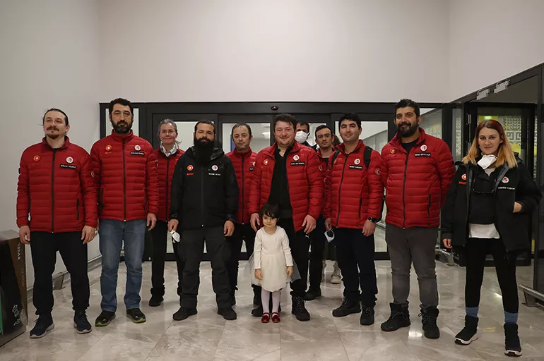 6. Ulusal Antarktika Bilim Seferi’ne katılan ekip Türkiye'ye döndü: Canlı bilimleri, fiziki bilimler, yer bilimleri ve astronomi...