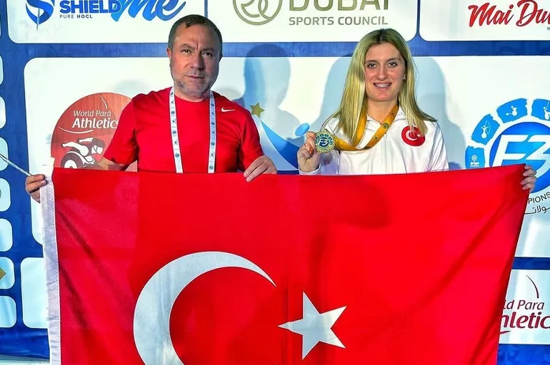 Dubai'de tarihi başarı! Türk sporcu Altın madalya kazandı