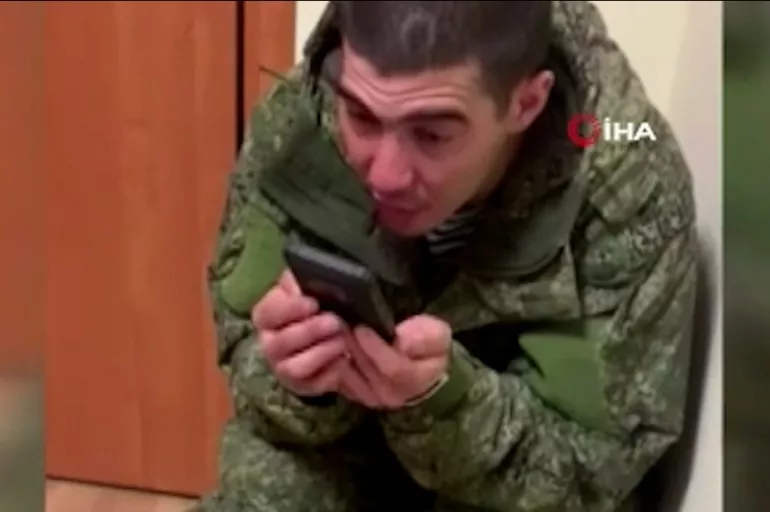 Esir alınan Rus askerden çarpıcı itiraflar: Komutanlarımız yaralı askerleri öldürüyor!