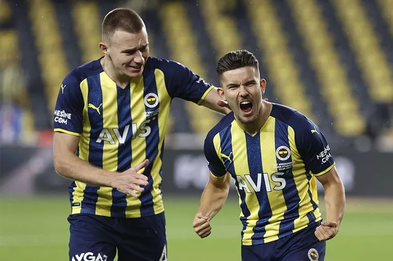 Fenerbahçe 6 futbolcunun transferini duyurdu! Ferdi Kadıoğlu ve 5 isimde mutlu son!